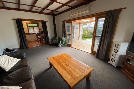 Photo of property in 21 Knowles Street, Terrace End, Palmerston North, 4410