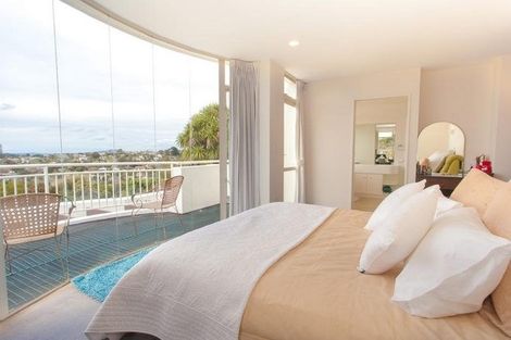 Photo of property in 34 King Richard Place, Browns Bay, Auckland, 0630