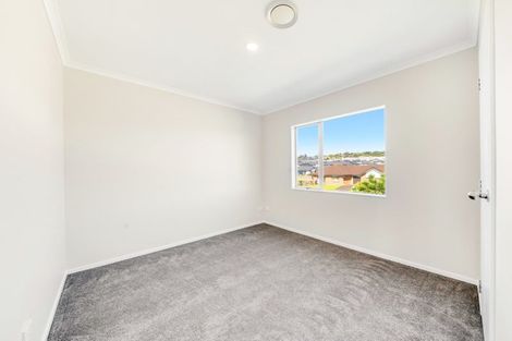 Photo of property in 2 Dunaff Place, Flat Bush, Auckland, 2019