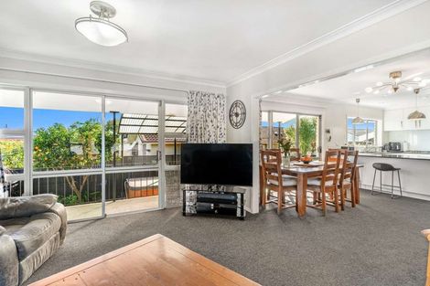 Photo of property in 28 Chequers Avenue, Chartwell, Hamilton, 3210