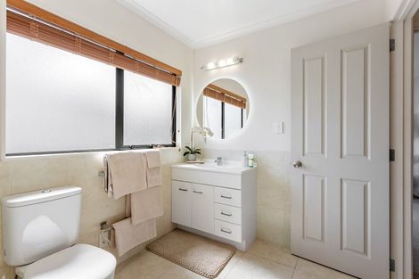 Photo of property in 23 Phoenicia Court, The Gardens, Auckland, 2105