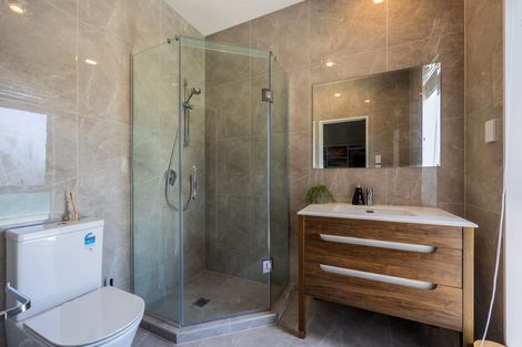 Photo of property in 7 Ropere Street, Kumeu, 0810