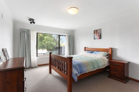 Photo of property in 8 Fitzroy Place, Bishopdale, Christchurch, 8053