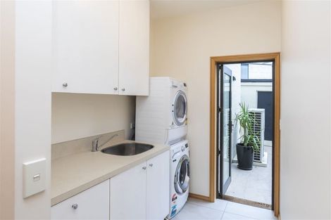 Photo of property in 12 Taunton Green, Papanui, Christchurch, 8052