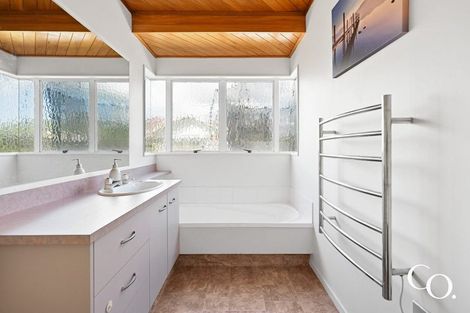 Photo of property in 15 Dalton Drive, Papamoa Beach, Papamoa, 3118