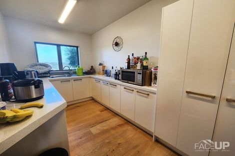 Photo of property in 1 Te Kawau Pass, Greenhithe, Auckland, 0632