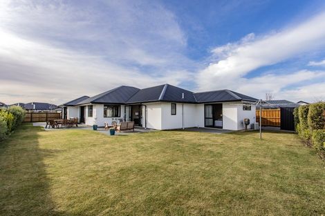 Photo of property in 64 Watkins Drive, Rangiora, 7400