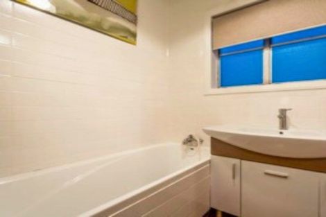 Photo of property in 13 Sea View Terrace, Cockle Bay, Auckland, 2014