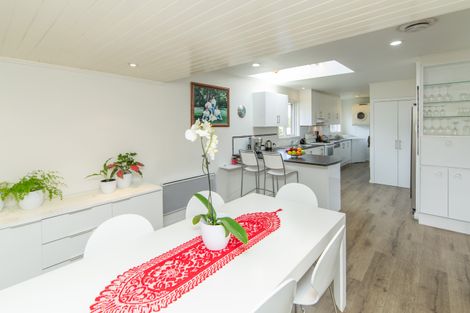 Photo of property in 12 Cranbrook Avenue, Burnside, Christchurch, 8053