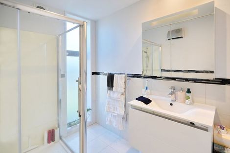 Photo of property in 74 Glenstrae Road, Redcliffs, Christchurch, 8081