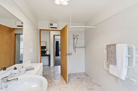 Photo of property in 2/60 Lancewood Drive, Halswell, Christchurch, 8025