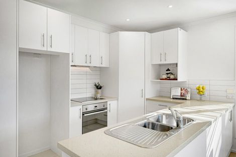 Photo of property in 5b Puka Street, Onehunga, Auckland, 1061