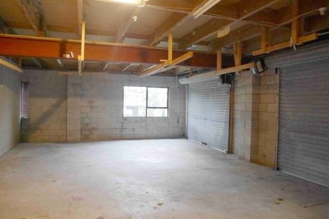 Photo of property in 35 Kirby Street, Glendene, Auckland, 0602