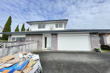 Photo of property in 2/34 Simmental Crescent, Somerville, Auckland, 2014