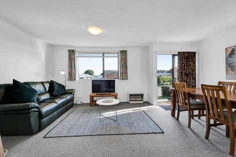 Photo of property in 18 Pohutukawa Drive, Opunake, 4616