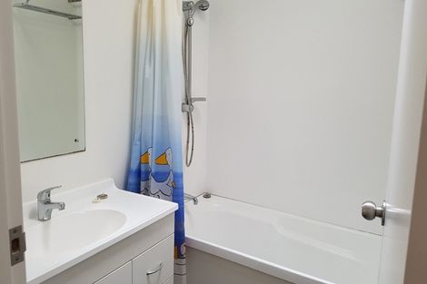 Photo of property in 1220/12 Northcross Drive, Oteha, Auckland, 0632