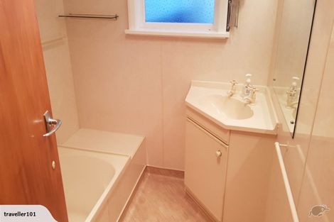 Photo of property in 5 Miles Place, Awapuni, Palmerston North, 4412