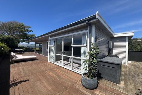 Photo of property in 29 Kiriwai Road, Paremata, Porirua, 5024