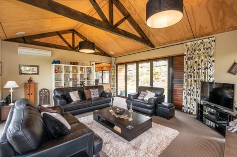 Photo of property in 96 Aronui Road, Bridge Hill, Alexandra, 9320