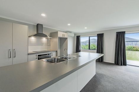 Photo of property in 27 Pakohe Street, Pegasus, 7612