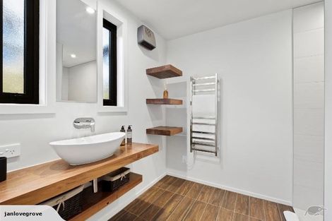 Photo of property in 31 Rannoch Drive, Jacks Point, Queenstown, 9371