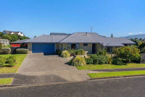 Photo of property in 4 Te Ropata Place, Waikanae Beach, Waikanae, 5036