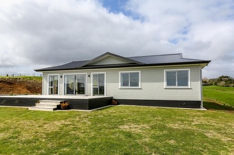 Photo of property in 539 Upper Pitone Road, Pitone, New Plymouth, 4374