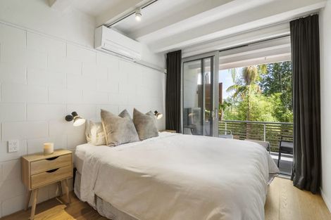 Photo of property in 14/73 Princes Street, Northcote Point, Auckland, 0627