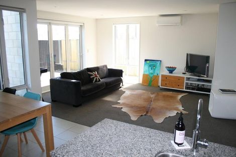 Photo of property in 9b Pavilion Crescent, Hillmorton, Christchurch, 8024