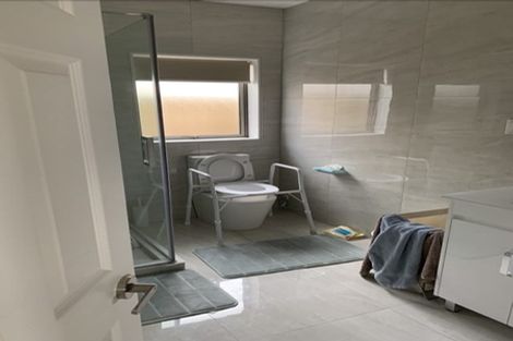 Photo of property in 1 Castlebane Drive, Flat Bush, Auckland, 2019