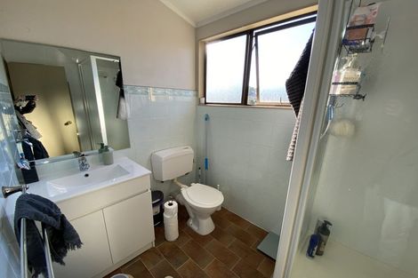 Photo of property in 48 De Quincey Terrace, Highland Park, Auckland, 2010