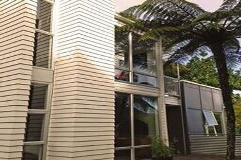 Photo of property in 6 Glentui Grove, Khandallah, Wellington, 6035