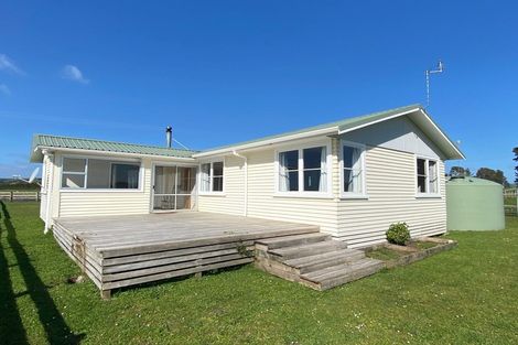 Photo of property in 372 Mataro Road, Onaero, Urenui, 4375