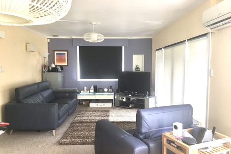 Photo of property in 2/6 Alana Place, Mount Wellington, Auckland, 1060
