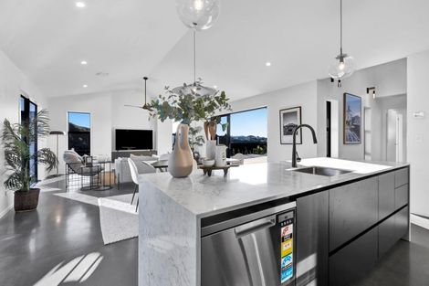 Photo of property in 54 Fernbrook Drive, Hurworth, New Plymouth, 4310