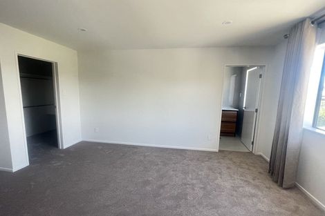 Photo of property in 133b Sunnynook Road, Forrest Hill, Auckland, 0620