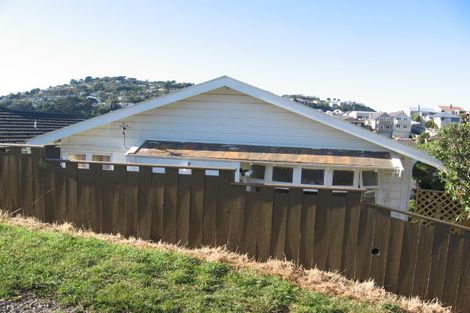 Photo of property in 81 Moorefield Road, Johnsonville, Wellington, 6037