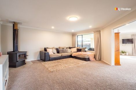 Photo of property in 74 Grandvista Drive, Green Island, Dunedin, 9018