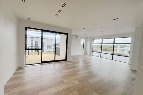 Photo of property in 677b Sandringham Road, Sandringham, Auckland, 1025