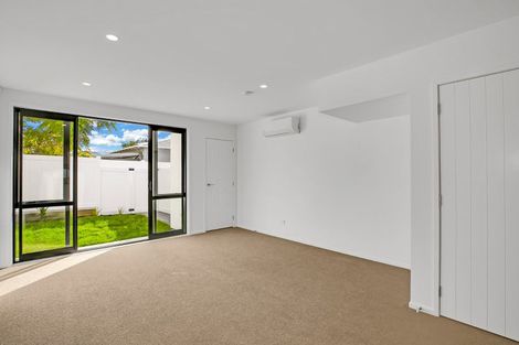 Photo of property in 5/26 Moa Road, Point Chevalier, Auckland, 1022