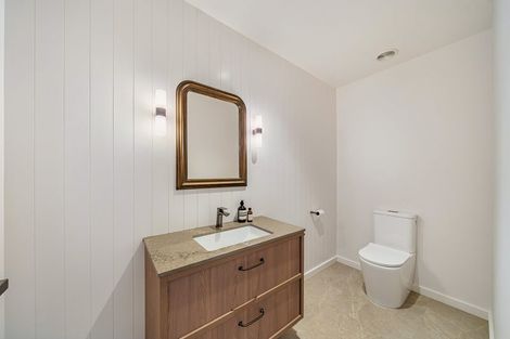 Photo of property in 405a Paekakariki Hill Road, Paekakariki Hill, Porirua, 5381