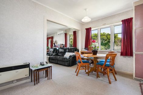 Photo of property in 131 Seabrook Avenue, New Lynn, Auckland, 0600