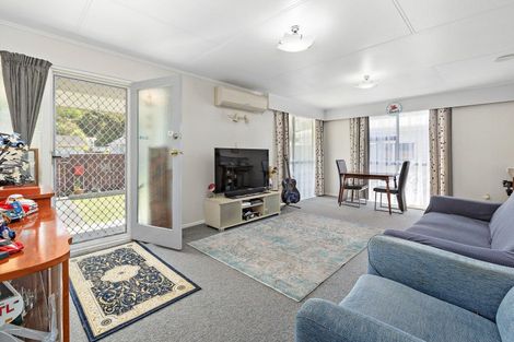 Photo of property in 2/74 Mohaka Street, Wainuiomata, Lower Hutt, 5014