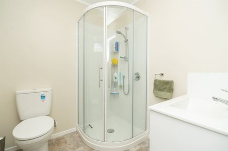 Photo of property in 13 Lansdowne Crescent, Glenview, Hamilton, 3206