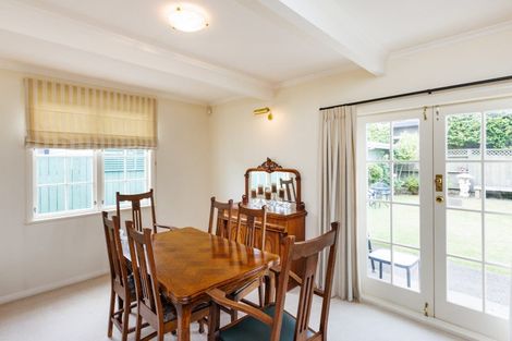 Photo of property in 5 Hardie Street, Hokowhitu, Palmerston North, 4410