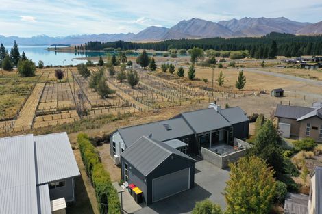 Photo of property in 9 Dwyer Place, Lake Tekapo, 7999