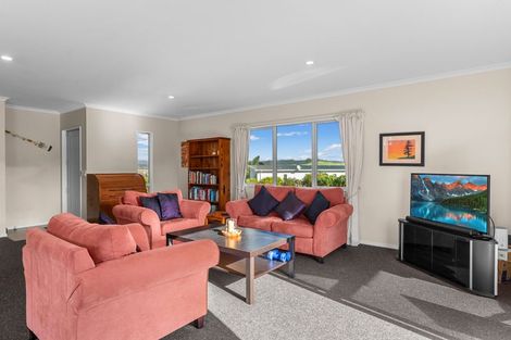 Photo of property in 12 Weka Street, Mangawhai, 0505