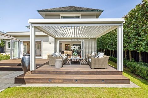 Photo of property in 118 Hamilton Avenue, Ilam, Christchurch, 8041
