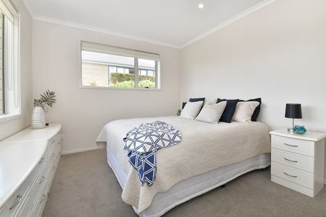 Photo of property in 24 Discovery Drive, Gulf Harbour, Whangaparaoa, 0930