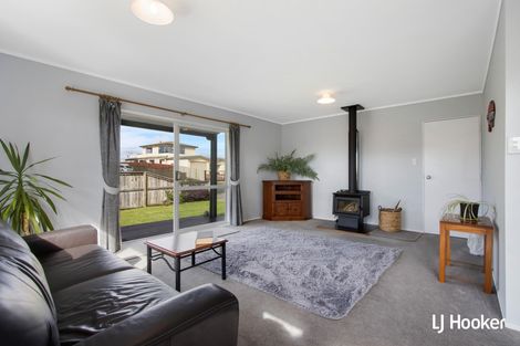 Photo of property in 5a Adela Stewart Drive West, Athenree, Waihi Beach, 3177